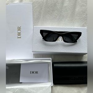 Dior Midnight B1| Cat Eye Sunglasses